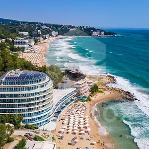 Hotel Sirius Beach And Spa, Varna